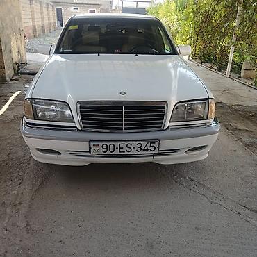 carpayi satisi: Mercedes-Benz C 230: 2.3 l | 1997 il Sedan — 4
