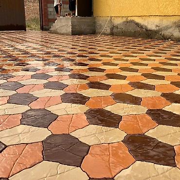 Укладка плитки: | Вертикальная укладка, Раскладка в разбежку, Раскладка ковром Больше 6 лет опыта — 18