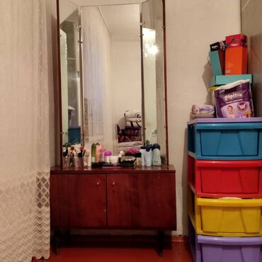 офисные столы купить: Даараткана үчүн үстөл, Күзгүсү менен, түсү - Күрөң, Жыгач