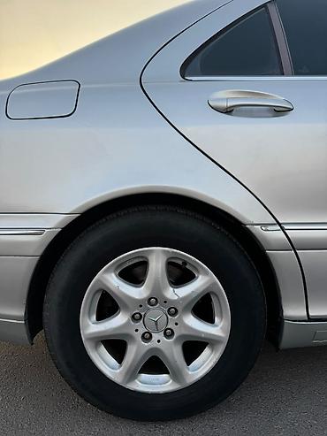 на 220: Mercedes-Benz 220: 2004 г., 3.7 л, Автомат, Бензин, Седан — 6
