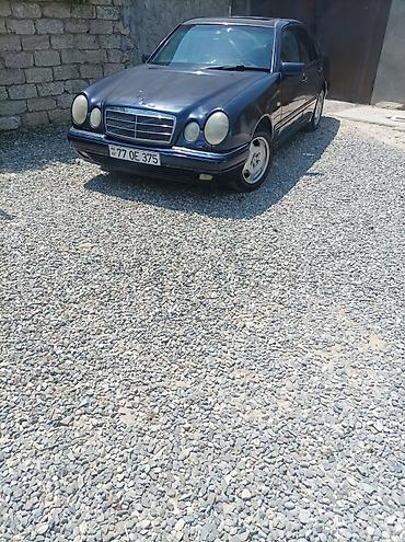 Mercedes-Benz: Mercedes-Benz E-Class W210 sedan - Kuzov: sedan, tünd göy rəng - — 2
