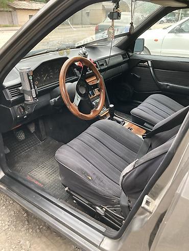 byd t5: Mercedes-Benz W124: 1988 г., Механика, Бензин, Седан — 1