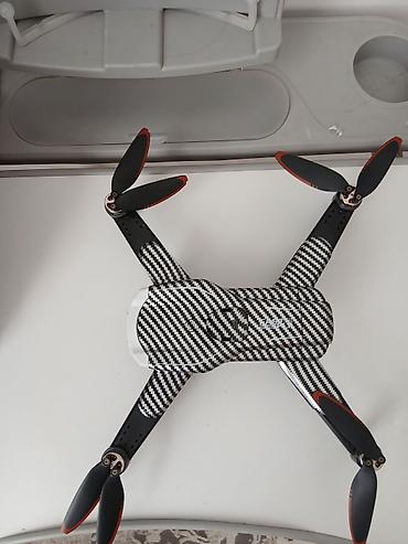 дубликат пульта: Квадрокоптер J19P Intelligent Aerial Drone - Модель: J19P - Возраст — 5