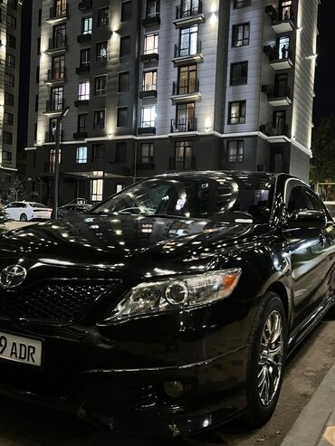 авто гаражное хранение: Toyota Camry: 2011 г., 2.5 л, Автомат, Бензин, Седан