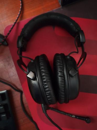 Игровая гарнитура HyperX (серия Cloud) - Форм‑фактор: полноразмерные