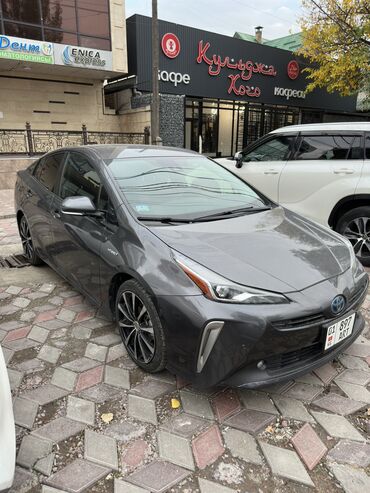 Toyota: Toyota Prius: 2019 г., 1.8 л, Гибрид, Хэтчбэк