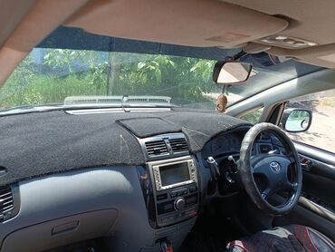 мини трак: Toyota Ipsum: 2002 г., 2.4 л, Автомат, Бензин, Минивэн