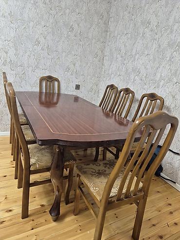 stol stul metbex ucun: Salam koçle bagli tecili satilir temiz qoz agacindandir. 12 stulu var — 1