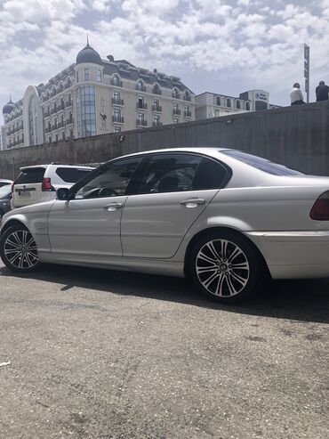 BMW: BMW 3 series: 2.5 l | 2000 il Sedan — 3