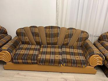 puf divan: Klassik üslubda mebel dəsti: - 1 ədəd 3 nəfərlik divan - 2 ədəd iri — 3