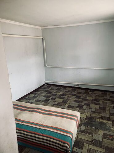сниму дом на иссык куле: 40 м², 3 комнаты, Подвал, погреб, Забор, огорожен