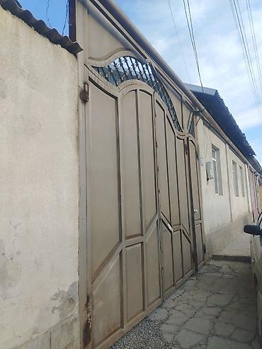 Продажа коттеджей и домов: Продается жилой дом с двором. - Планировка: несколько изолированных — 9