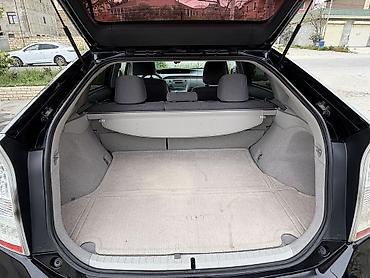 motorlu fan: Toyota Prius: 1.8 l | 2010 il Sedan — 10