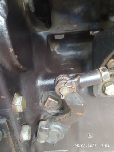 Traktorlar: Belarus 892 traktoru - Güclü universal kənd təsərrüfatı traktoru - Ön — 3