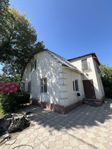 срочно продаю дом район рабочий городок: Үй, 135 кв. м, 5 бөлмө, Кыймылсыз мүлк агенттиги, Эски ремонт