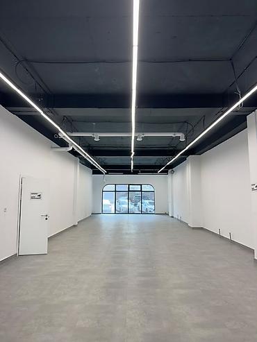 15: Сдаю The entire store: 155 м², In a residential complex, Действующий — 8