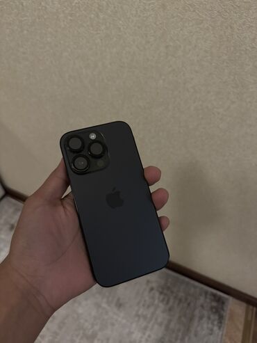 Apple iPhone: IPhone 14 Pro, Б/у, 256 ГБ, Черный, Защитное стекло, 86 % — 1