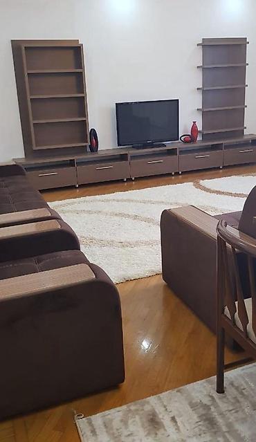 1600: Сдается 4х комнатная квартира в центре со всеми удобствами мебелью и — 2