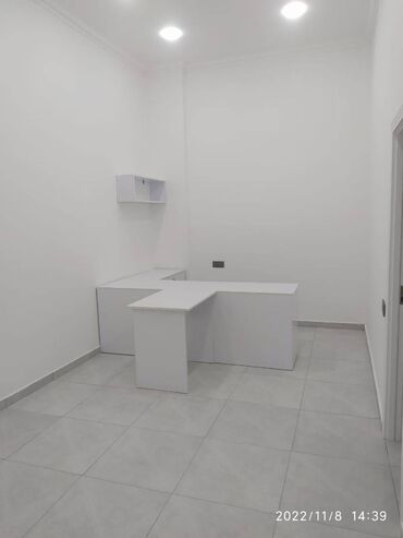 Digər kommersiya daşınmaz əmlakı: Həzi aslanov metrosunun yaxınlığında amerika sefirliyinə yaxın 110 kv — 14