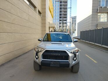 Toyota: Toyota 4Runner: 2018 г., 4 л, Автомат, Бензин, Внедорожник