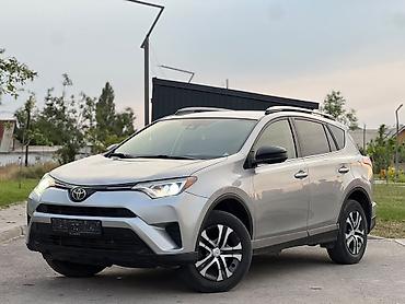 Toyota RAV4: 2018 г., 2.5 л, Автомат, Бензин, Кроссовер
