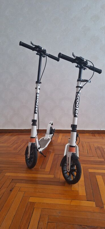 Boks kisələri: Salam scooter satılır ikisidə yaxşı vəziyyətdədir. Ikisi birlikdə