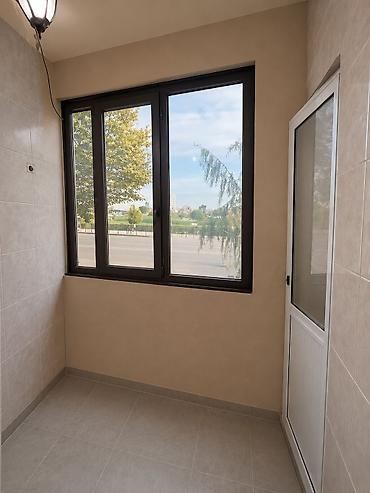 nerimanovda: Bakı şəhəri, Nərimanov rayonda Konqres parkı ilə üzbəüz, əsas yolun — 6