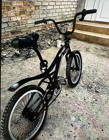 BMX велосипеды: Торг есть BMX велосипед для трюков и активного катания. - Рама — 8