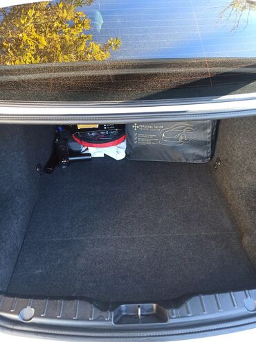 BMW: BMW 5 series: 2 l | 2012 il Sedan — 10