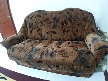 3 х местный диван in Кыргызстан | ОТДЫХ НА ИССЫК-КУЛЕ: Продаются диваны (3-х местный и 2-х местный) и кресло, в хорошем