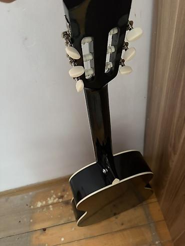 yamaha psr e350: Q.te markalı klassik gitara. Deməy olar heç işlənmiyib aldığ işlədə — 3