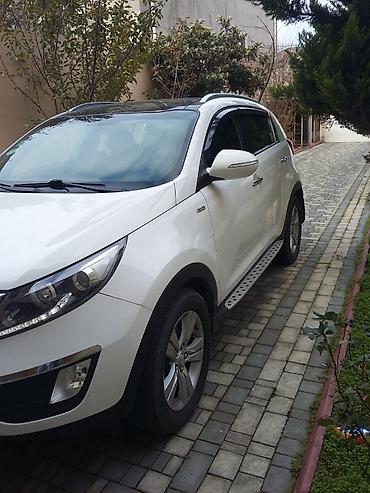 kia sportage dizel: Kia Sportage: 2 l | 2011 il Ofrouder/SUV — 4