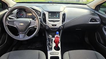 Chevrolet: Chevrolet Cruze: 1.4 l | 2017 il 206000 km Sedan — 8
