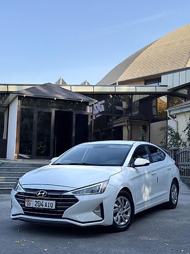 Hyundai: Hyundai Elantra: 2019 г., 2 л, Автомат, Бензин, Седан — 1