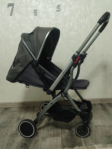 прогулочная коляска new lux: Коляска детская лёгкая прогулочная. НЕ СКЛАДНАЯ! Матрас, чехол