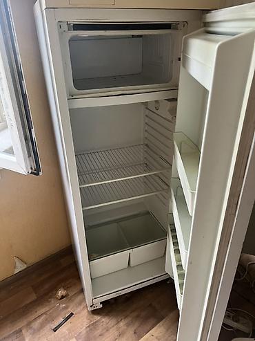 mini refrigerator: Однокамерный холодильник с верхней морозильной камерой — 2