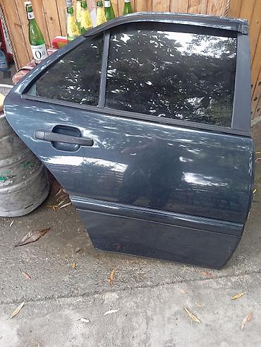 yan güzgülər s: Mercedes-Benz W202 C‑Class üçün arxa qapılar arxa şrlota bufer qabag — 2