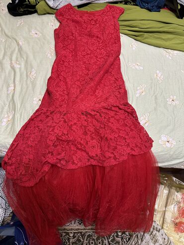 платье красное: Вечернее платье, Русалка, Длинная модель, Без рукавов