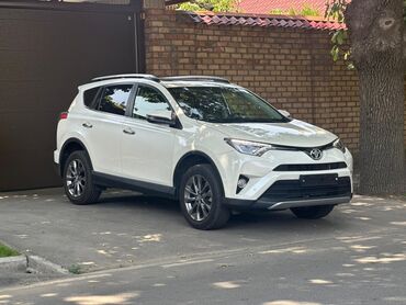 срочно срочно продам машину: Toyota RAV4: 2018 г., 2.5 л, Автоматтык, Бензин, Кроссовер
