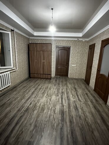 Продажа домов: Дом, 246 м², 7 комнат, Собственник, Косметический ремонт at lalafo.kg — 9 Продажа домов: Дом, 246 м², 7 комнат, Собственник, Косметический ремонт — 9