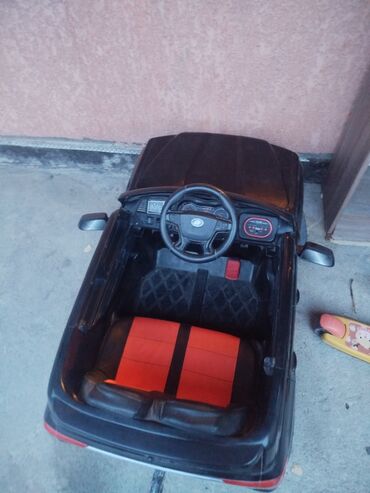 большие машины на пульте управления для детей цена: Детский электрокар