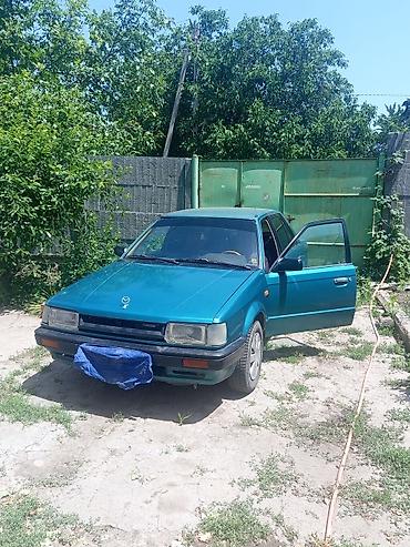 гольы 3: Mazda 323: 1986 г., 1.5 л, Механика, Бензин, Седан — 1