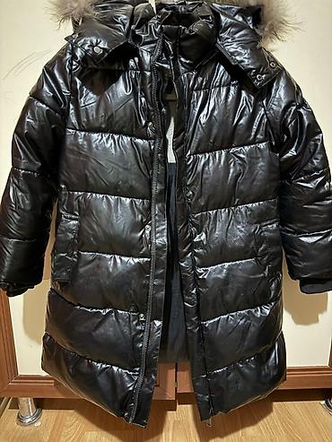 Верхняя одежда: Детский зимний пуховик Moncler б/у - Размер по ярлыку: 160cm - Цвет — 1