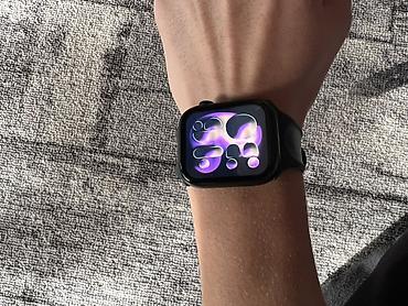xiaomi redmi watch 4: Смарт‑часы с прямоугольным сенсорным экраном и черным спортивным — 1