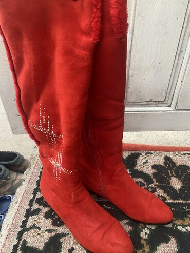 Женская обувь: Сапоги, 38, цвет - Красный