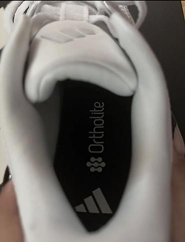 saxta baba saxta can: Krossovkalar Adidas, tezedi Amerikadan getizdirilibrazmer 37.5 — 3