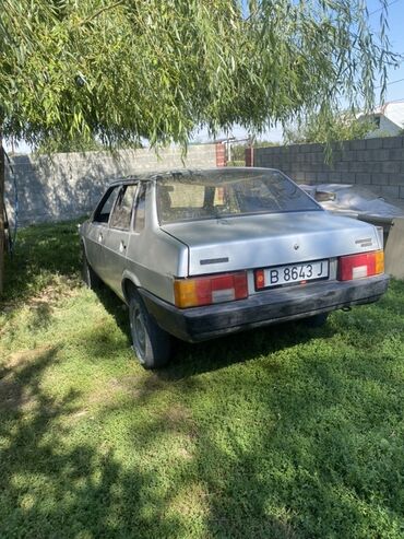 купить автомобиль маз в бишкеке: Автомобиль ВАЗ-2109 в кузове седан окрашенный в светло-серый металлик
