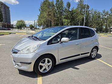 Honda: Honda Jazz: 2011 г., 1.3 л, Автомат, Гибрид, Хэтчбэк — 12
