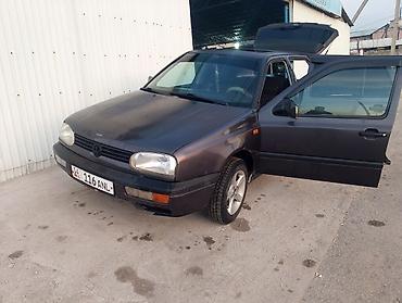 323 f: Volkswagen Golf: 1993 г., 1.6 л, Механика, Бензин, Хэтчбэк — 1
