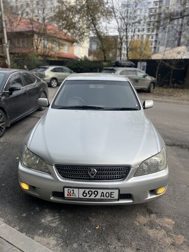 срочно в связи с переездом: Toyota Altezza: 2012 г., 2 л, Автомат, Бензин, Седан